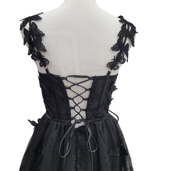 Djdj - Picture 7 of 12